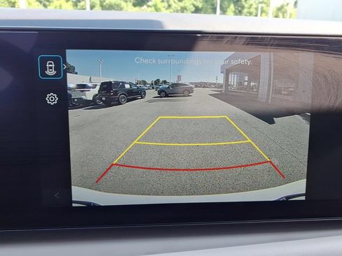 Used 2025 Hyundai Tucson SEL FWD image 12