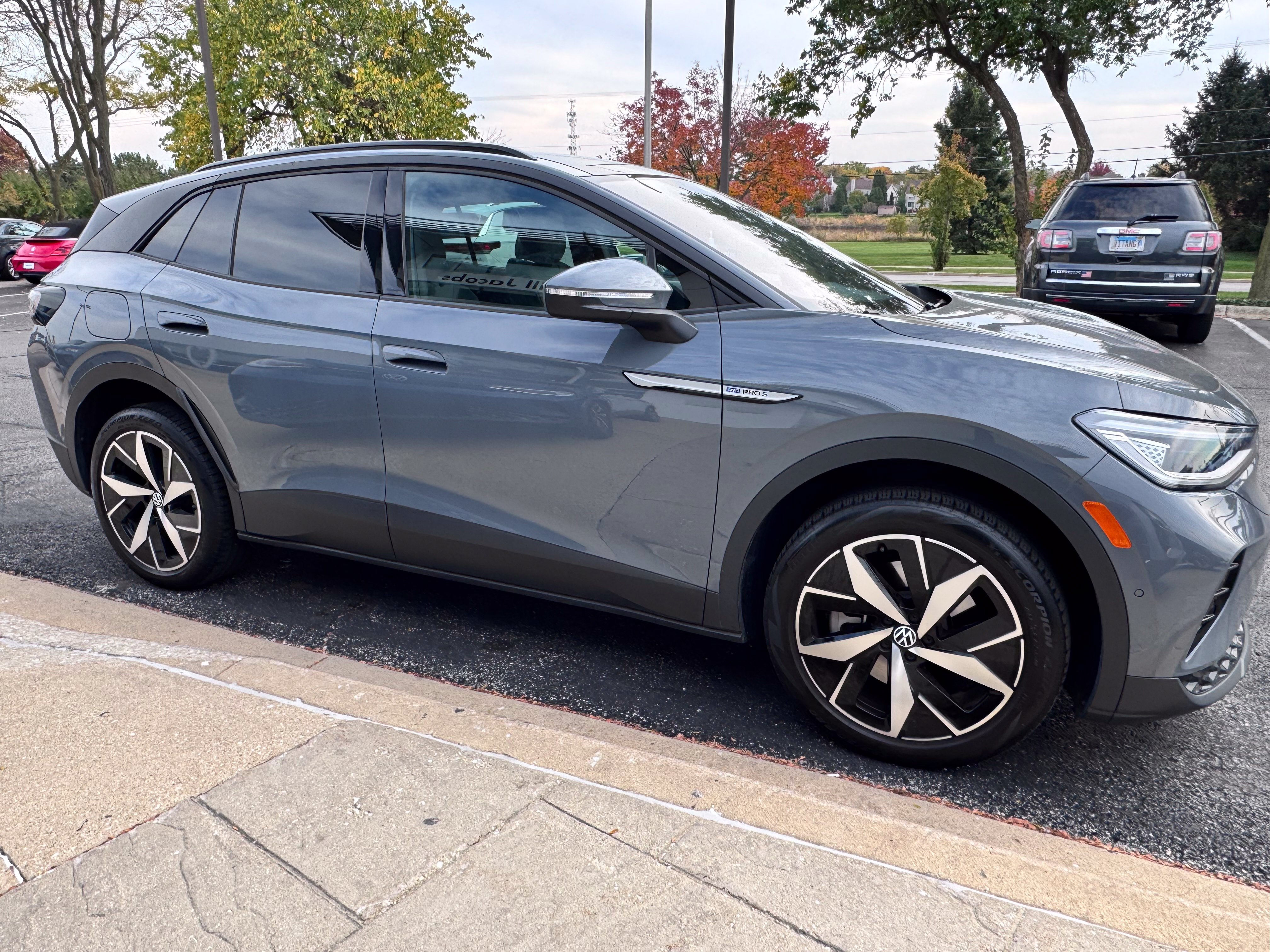 Used 2023 Volkswagen ID.4 Pro S AWD/4WD image 7