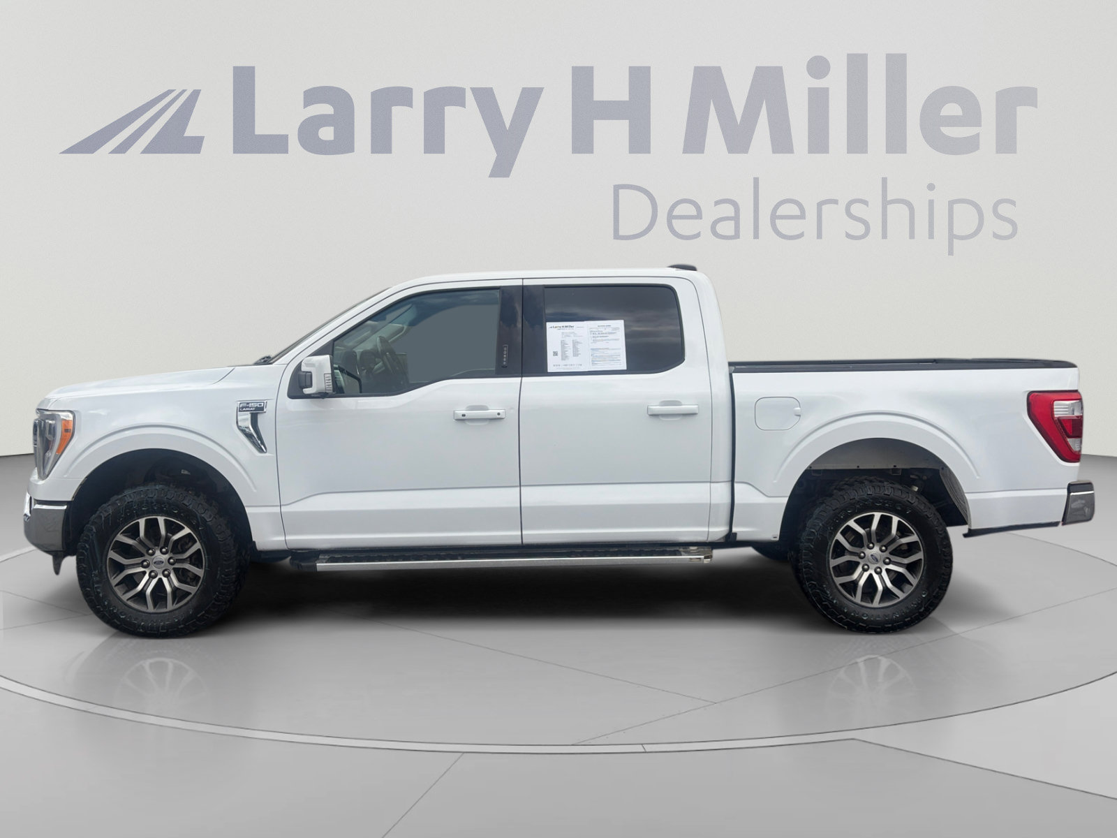 Used 2022 Ford F150 Lariat w/ Max Trailer Tow Package AWD/4WD image 2