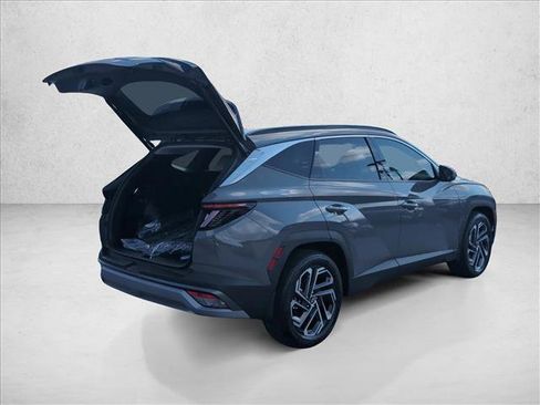 New 2026 Hyundai Tucson Limited FWD image 2