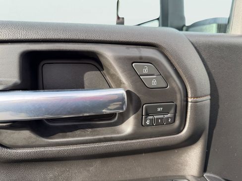 Used 2021 GMC Sierra 2500 AT4 w/ AT4 Premium Plus Package image 41