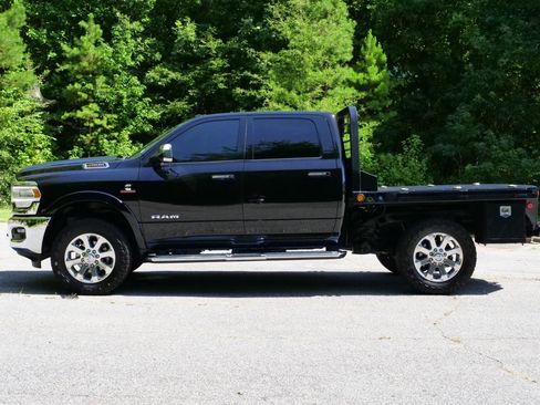 Used 2022 RAM 2500 Laramie AWD/4WD image 39