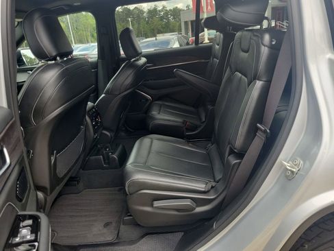 Used 2023 Jeep Grand Cherokee L Overland AWD/4WD image 31