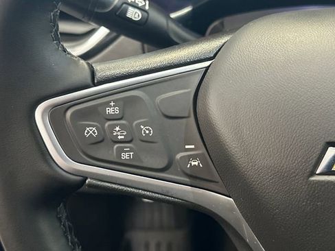 Used 2023 Chevrolet Equinox LT FWD image 33
