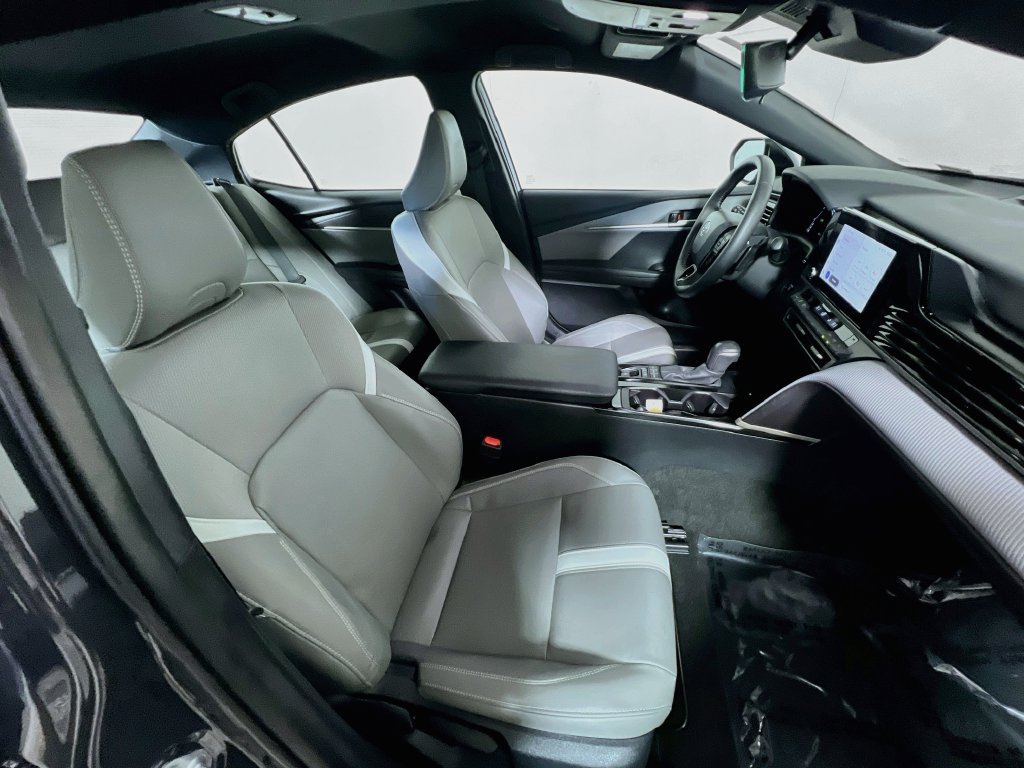 Certified 2025 Toyota Camry SE FWD image 24