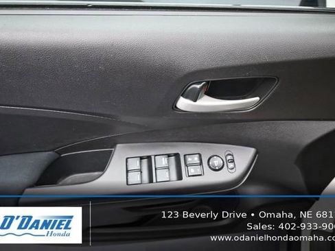 Used 2016 Honda CR-V LX image 24
