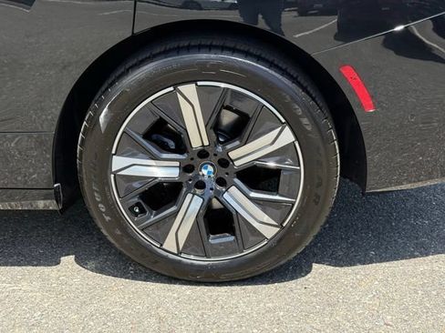 Used 2026 BMW iX xDrive60 AWD/4WD image 15