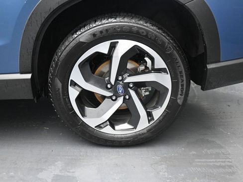 Used 2022 Subaru Forester Touring image 11