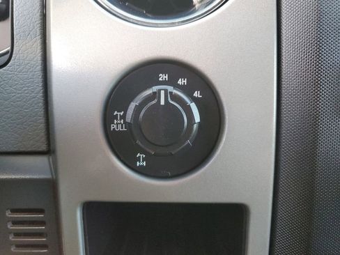 Used 2012 Ford F150 XLT w/ XLT Chrome Pkg image 18