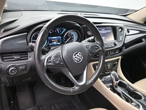 Used 2017 Buick Envision Essence image 17