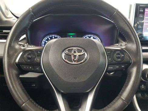 Used 2021 Toyota RAV4 XLE Premium w/ Carpet Mat Package (TMS) image 22