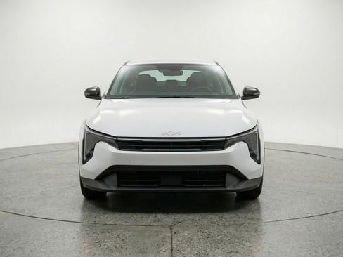 Used 2025 Kia K4 FWD image 2