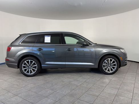 Used 2019 Audi Q7 3.0T Premium Plus w/ Premium Plus Package AWD/4WD image 8
