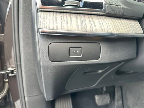 Used 2024 Volvo XC90 B6 Ultimate image 22