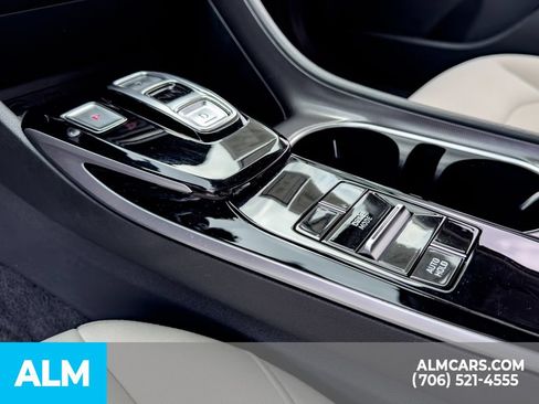 Used 2023 Hyundai Sonata SEL FWD image 9