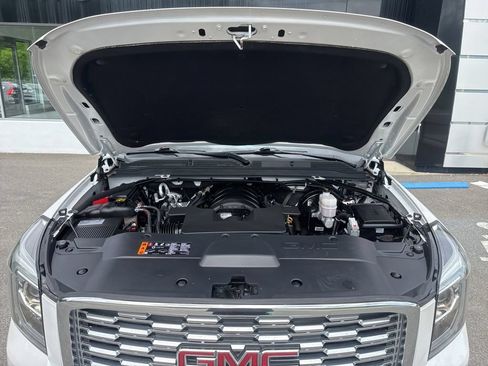 Used 2020 GMC Yukon Denali w/ Denali Ultimate Package AWD/4WD image 36