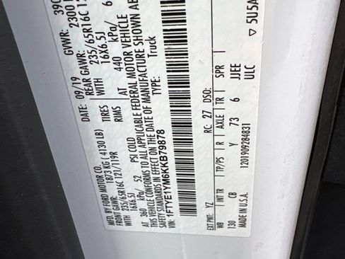 Used 2019 Ford Transit 150 130 Low Roof RWD image 32