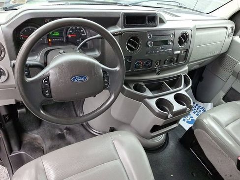 Used 2014 Ford E-150 and Econoline 150 w/ Power Group RWD image 2