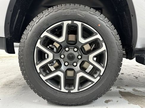 Used 2025 RAM 1500 Laramie w/ Off Road Group image 21