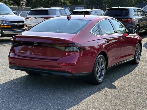 Used 2024 Honda Accord EX image 3