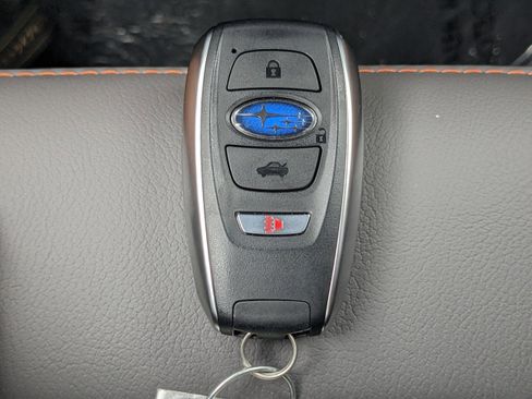 Certified 2025 Subaru Crosstrek 2.5i Limited w/ Popular Package #3A image 32