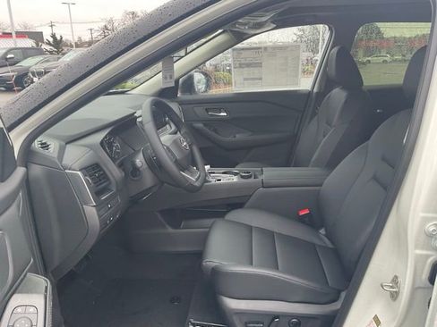 New 2026 Nissan Rogue Dark Armor image 13