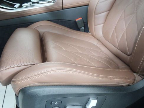 Used 2024 BMW X5 sDrive40i w/ Parking Assistance Package RWD image 10