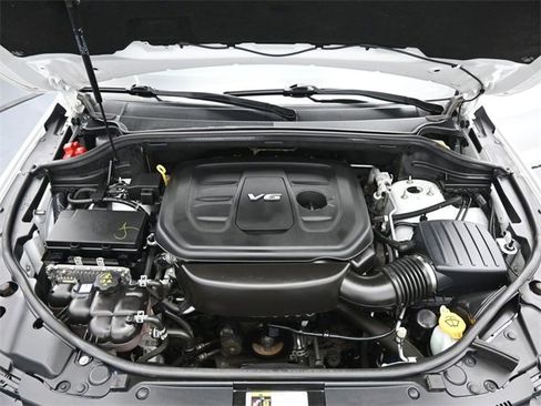 Used 2017 Jeep Grand Cherokee Limited image 44