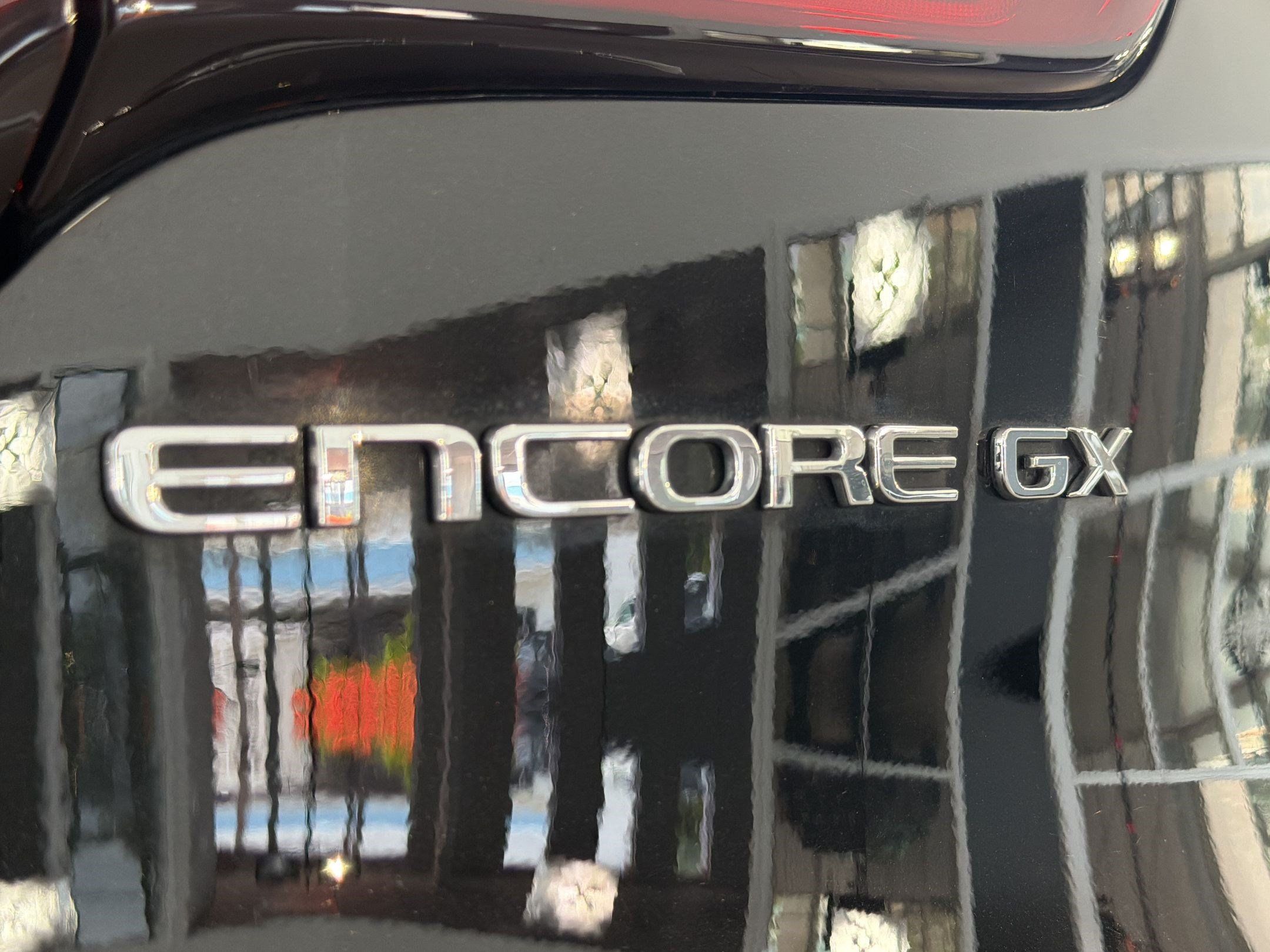 Used 2024 Buick Encore GX Sport Touring w/ Experience Buick Package FWD image 34