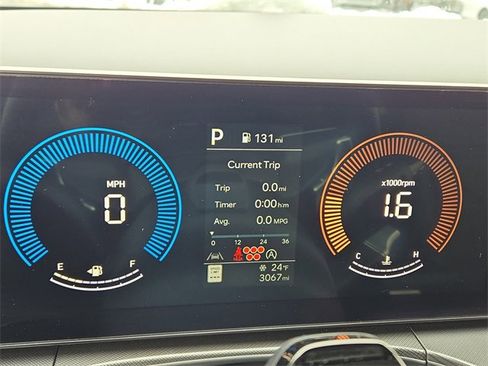 Used 2025 Hyundai Santa Fe XRT w/ Tow & Go Package image 9