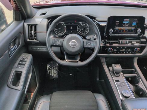 Used 2023 Nissan Pathfinder Rock Creek AWD/4WD image 18