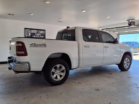 Used 2023 RAM 1500 Laramie AWD/4WD image 3