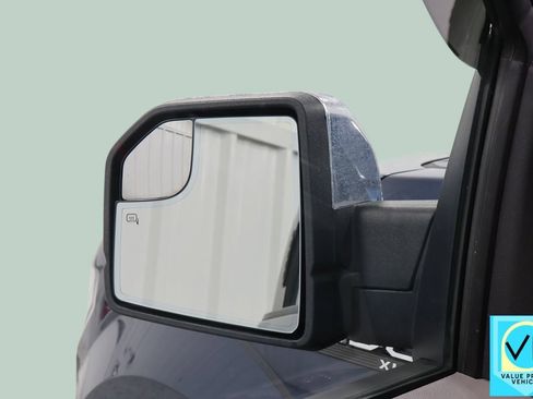 Used 2017 Ford F150 XLT w/ Equipment Group 302A Luxury image 24