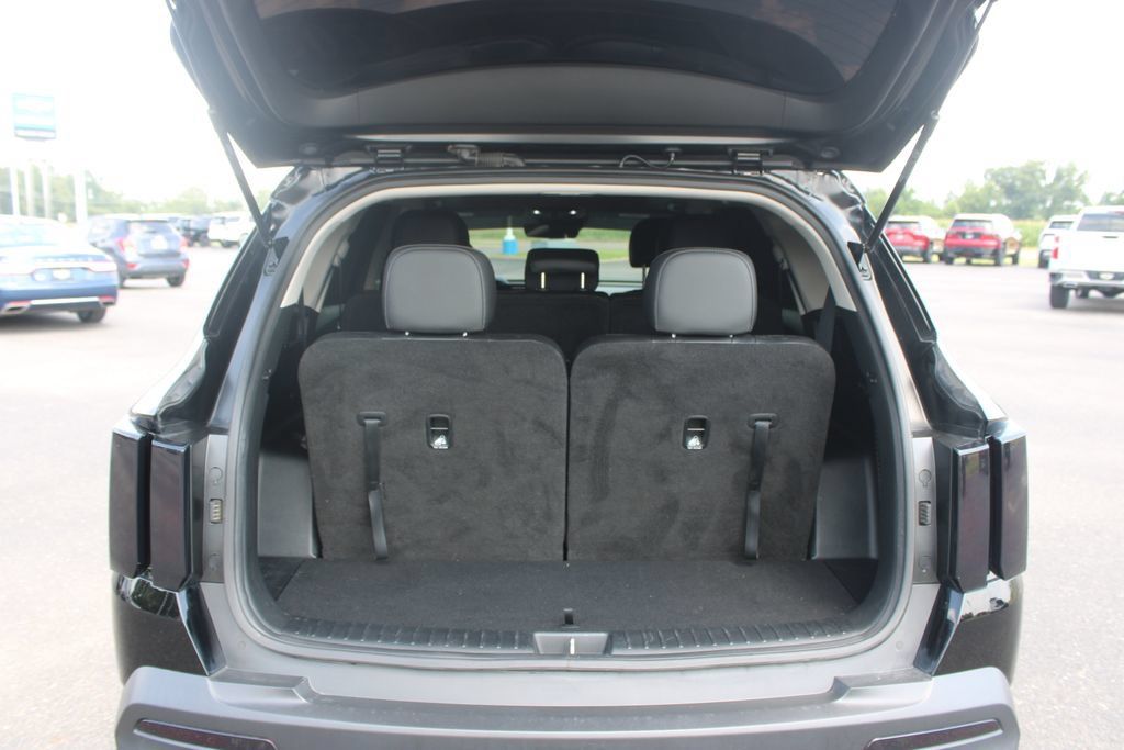 Used 2023 Kia Sorento S w/ Panoramic Sunroof Package AWD/4WD image 16