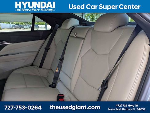 Used 2025 Cadillac CT4 Premium Luxury RWD image 13