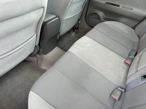 Used 2005 Nissan Altima 2.5 S w/ (S02) Side Airbags Pkg image 12