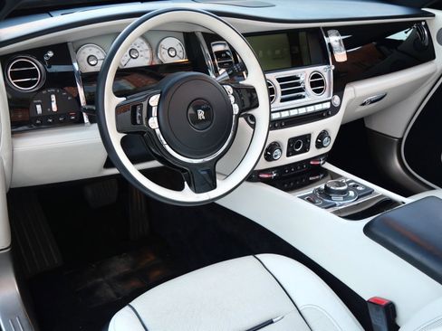 Certified 2017 Rolls-Royce Dawn image 25