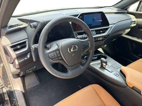 New 2026 Lexus UX 300h FWD image 23