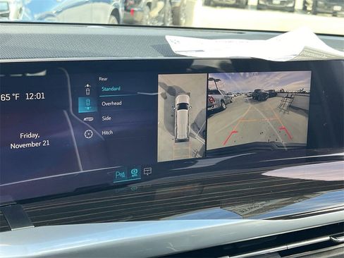 New 2026 Cadillac Escalade ESV Luxury w/ LPO, Floor Liner Package image 20