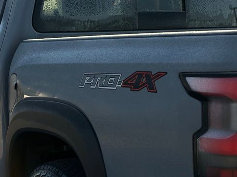 Certified 2023 Nissan Frontier PRO-4X w/ Pro Convenience Package image 4