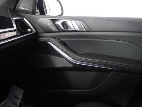 Used 2026 BMW X7 xDrive40i w/ M Sport Package image 27