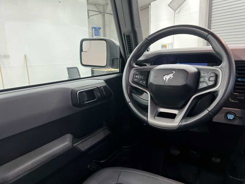 Used 2022 Ford Bronco Black Diamond AWD/4WD image 15