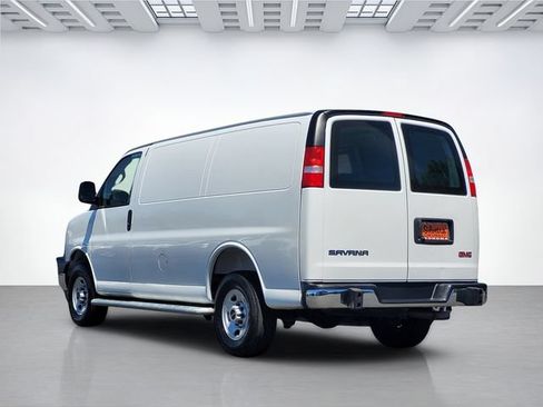 Used 2025 GMC Savana 2500 w/ Driver Convenience Package RWD image 6