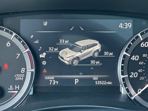 Used 2021 Toyota Highlander XSE image 27