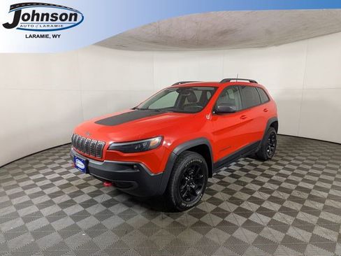 Used 2021 Jeep Cherokee Trailhawk w/ Premium Leather Package AWD/4WD image 1