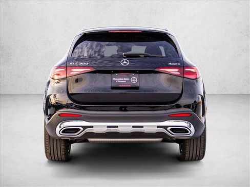 New 2026 Mercedes-Benz GLC 300 4MATIC image 6