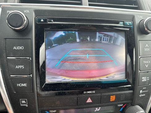 Used 2017 Toyota Camry XLE FWD image 22