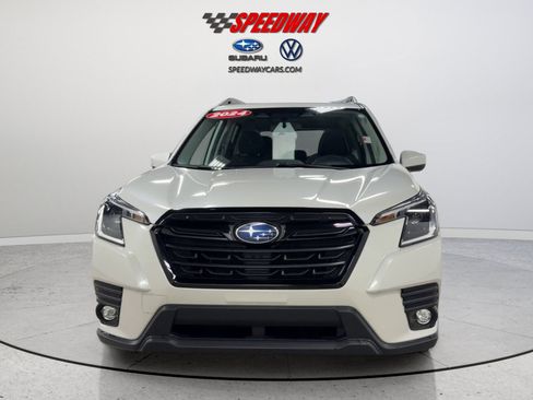 Certified 2024 Subaru Forester Premium AWD/4WD image 13