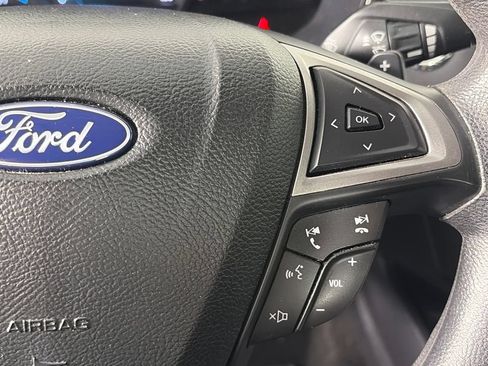 Used 2018 Ford Fusion SE w/ Fusion SE Technology Package FWD image 18