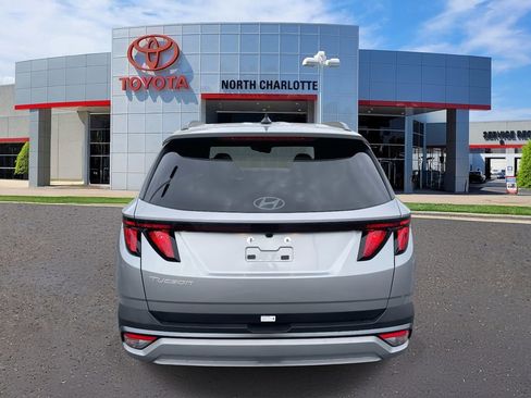 Used 2026 Hyundai Tucson SEL image 9